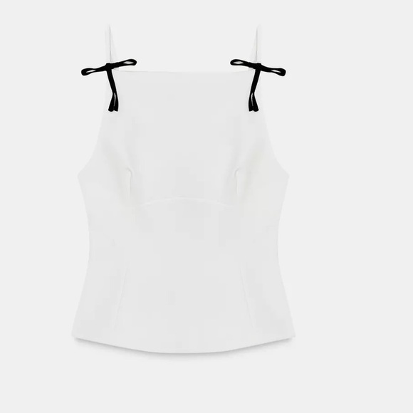 Zara White Camisole with Black Bow Accents - Picture 4 of 12
